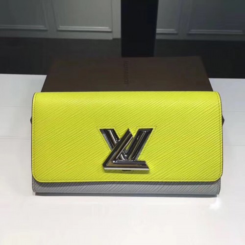 Louis Vuitton Wallet 016